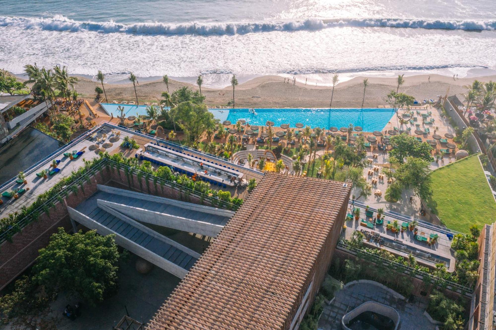 Potato Head Suites & Studios Seminyak  Ngoại thất bức ảnh The beach at the JW Marriott Hotel, San Diego